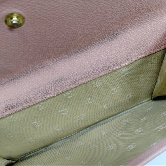 Chanel Coco Button Wallet - Picture 5 of 9